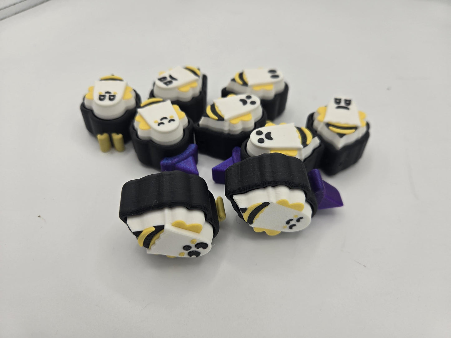 Boo Bees (Ghost Bees) Halloween Mechanical Key Fidget Clickers | 3D Print