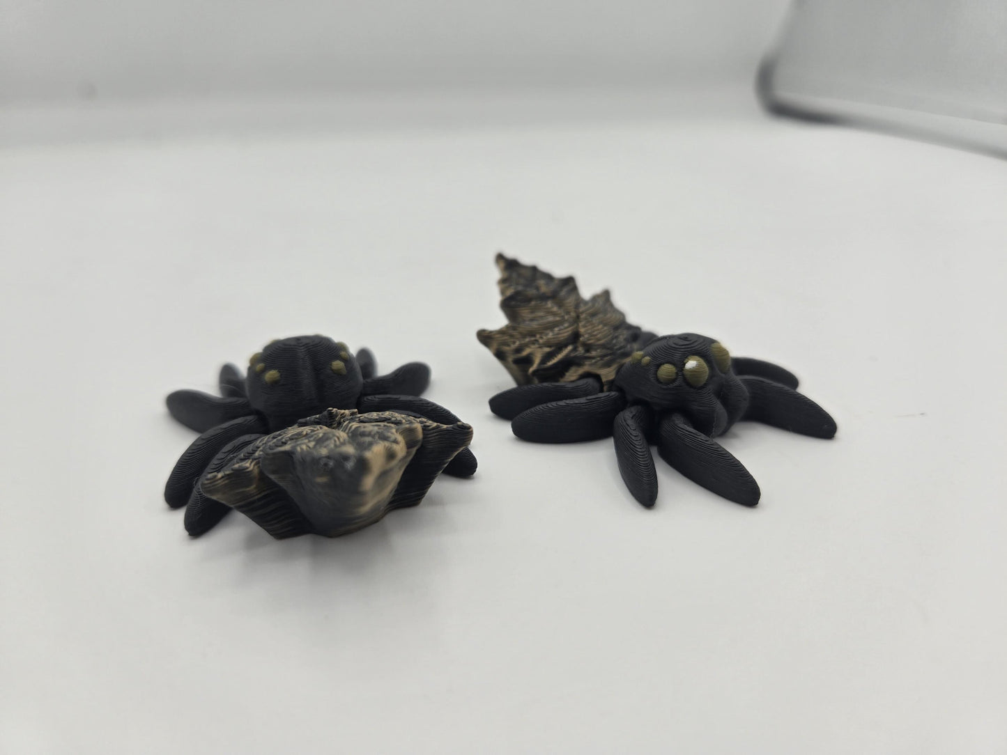 Tiny Cute Articulated Leaf Fall Themed Spider | 3D Print