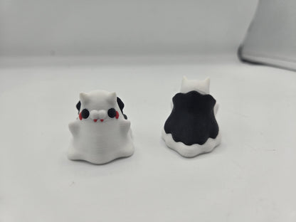 Fun Spooky Fun Tiny Ghost Snail/Slugs | Vampire, Pumpkin, Mushroom or Witchy Options | 3D Print