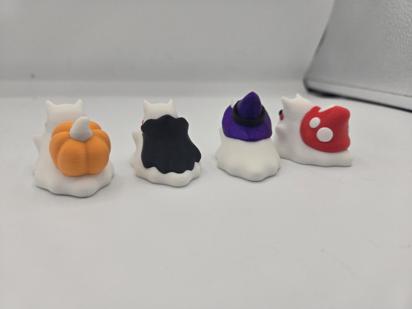 Fun Spooky Fun Tiny Ghost Snail/Slugs | Vampire, Pumpkin, Mushroom or Witchy Options | 3D Print