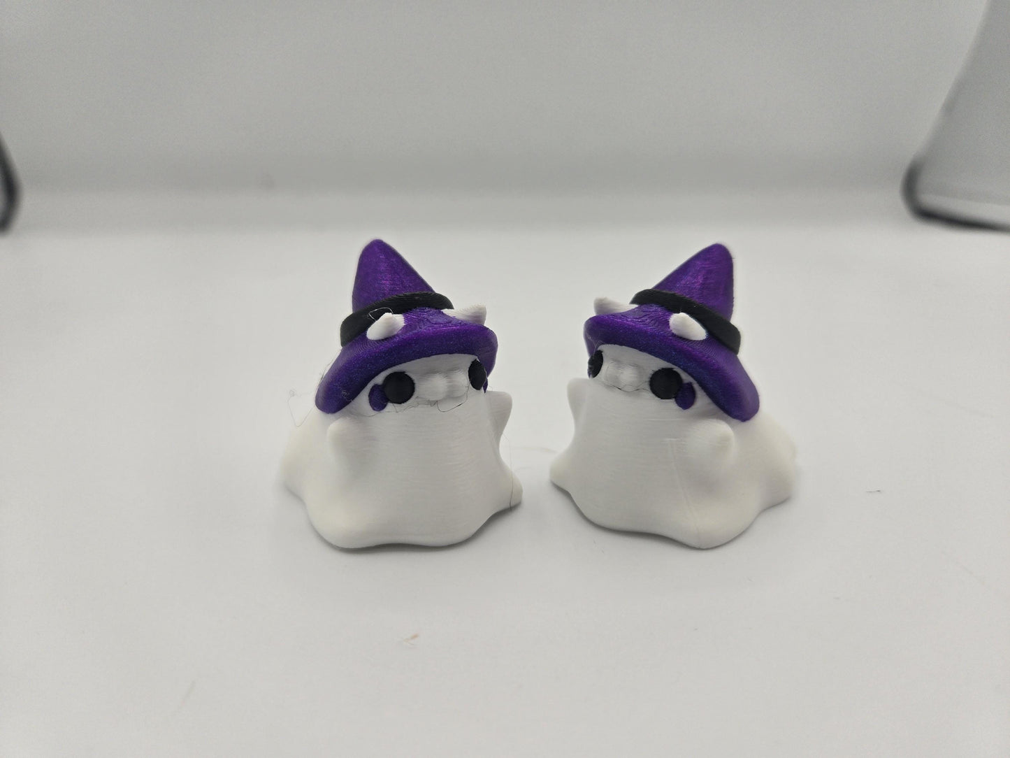 Fun Spooky Fun Tiny Ghost Snail/Slugs | Vampire, Pumpkin, Mushroom or Witchy Options | 3D Print
