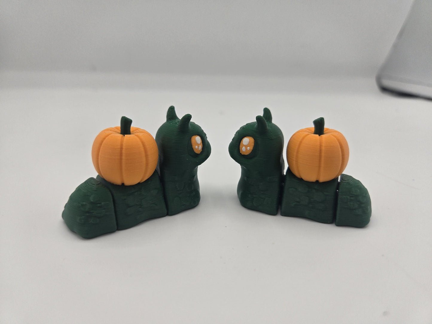 Spooky Halloween Articulated Snails | Skull, Pumpkin, or Cauldron Style | 3D Print
