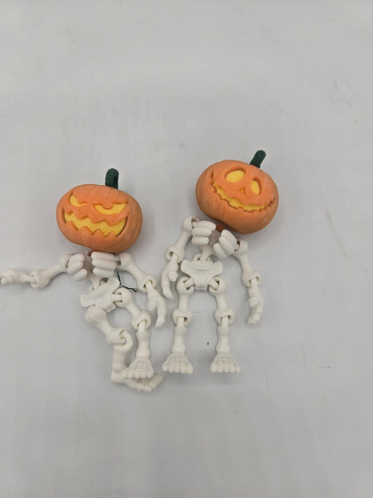 Spooky Skeleton Flexi Keychain or Magnet 3D Print