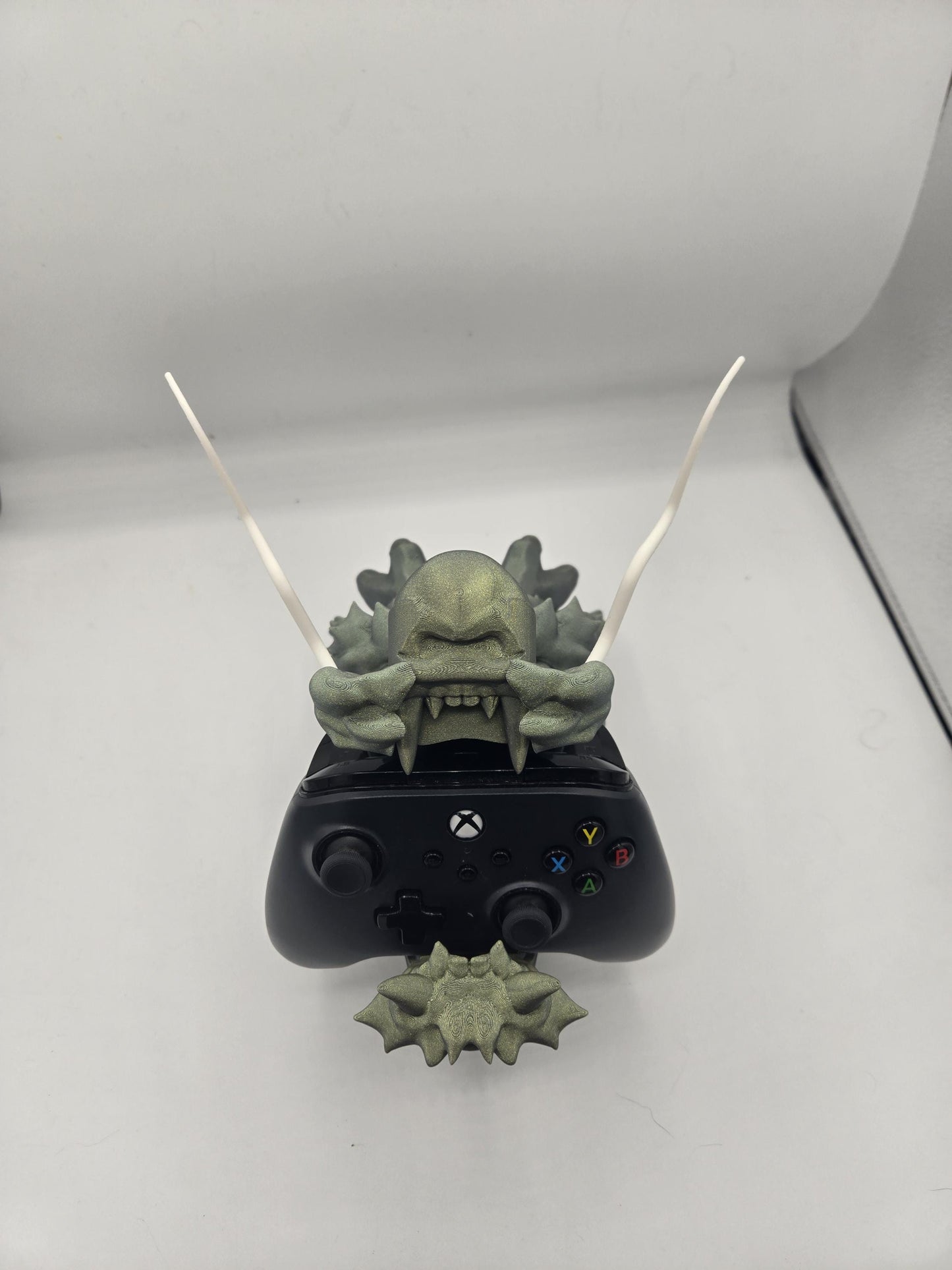 Dragon Wall Hanging (with Command Strips) or Tabletop Controller Holder 3D Print
