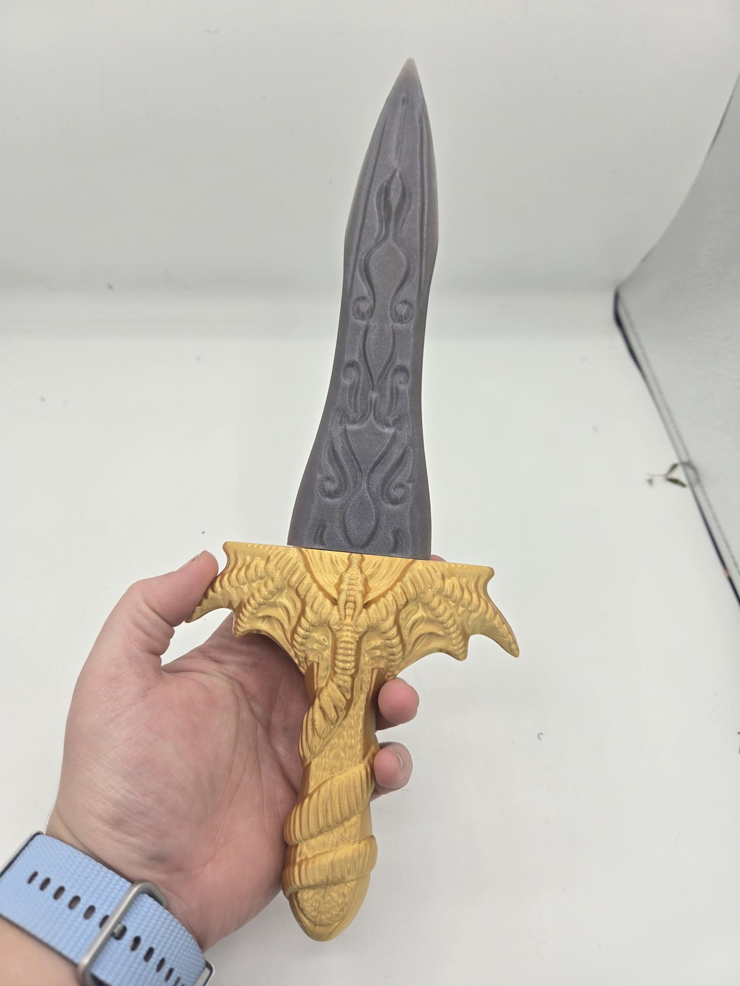 Cosplay or Costume Fantasy Dragon-Hilt Dagger 3D Print