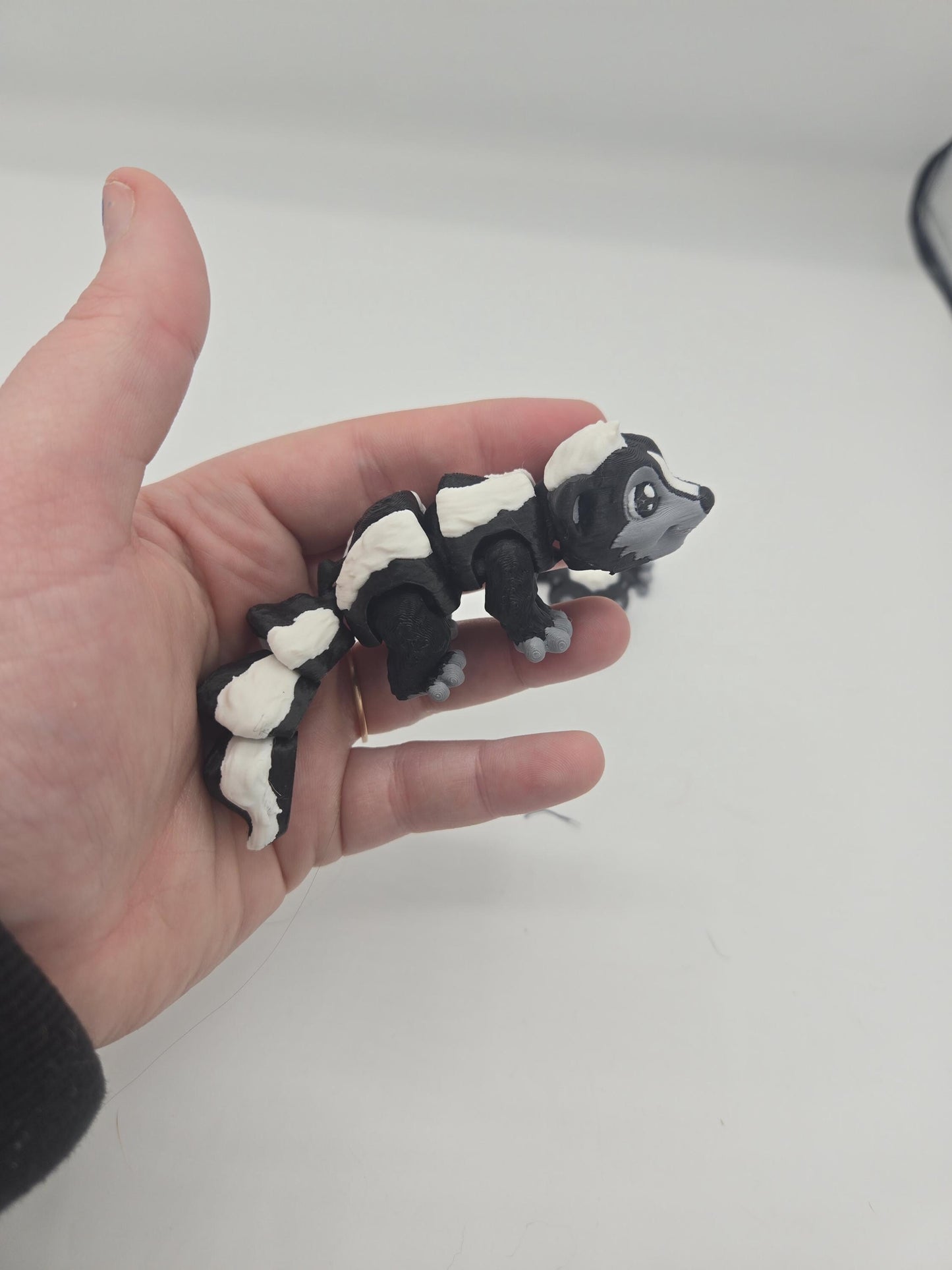 Mini Skunk Flexi | Articulated 3D Printed Animal | Custom Color Option
