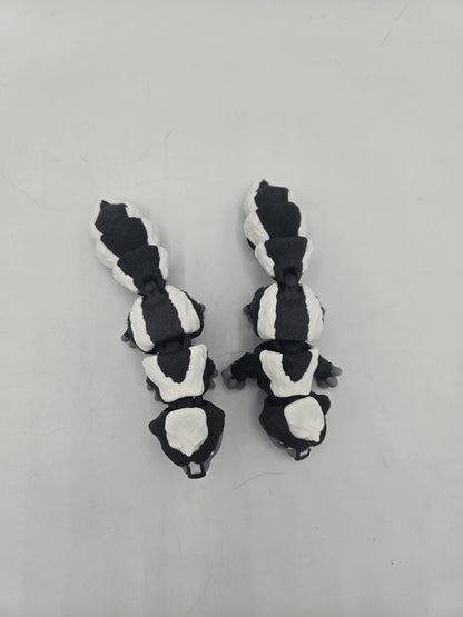 Mini Skunk Flexi | Articulated 3D Printed Animal | Custom Color Option