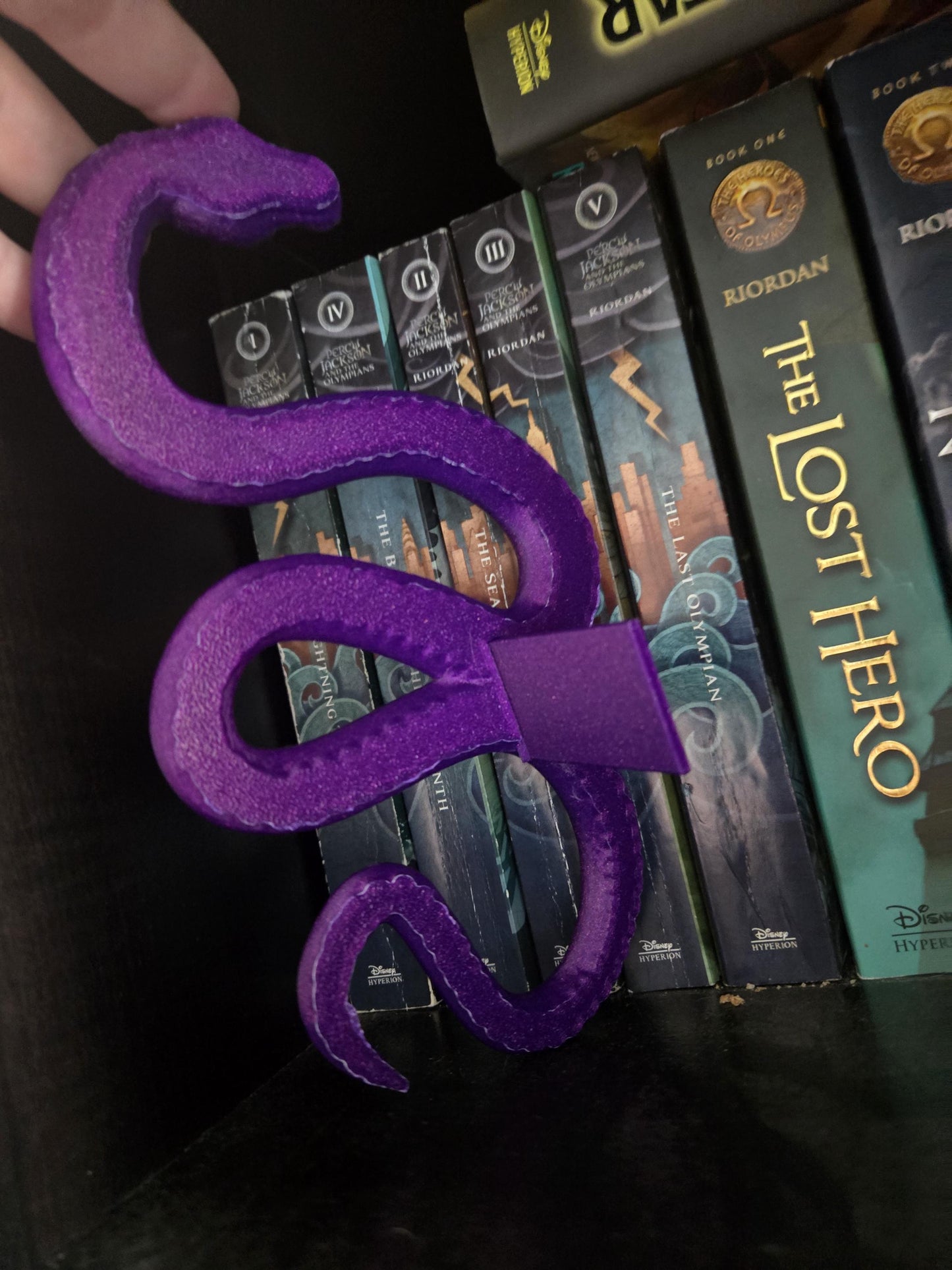 Snake Book Spiner Hugger Insert Bookshelf Decor 3D Print