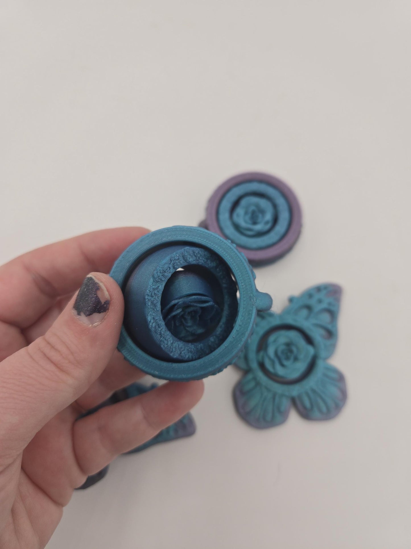 Spring Flower Circle or Butterfly Fidget Spinner 3D Print
