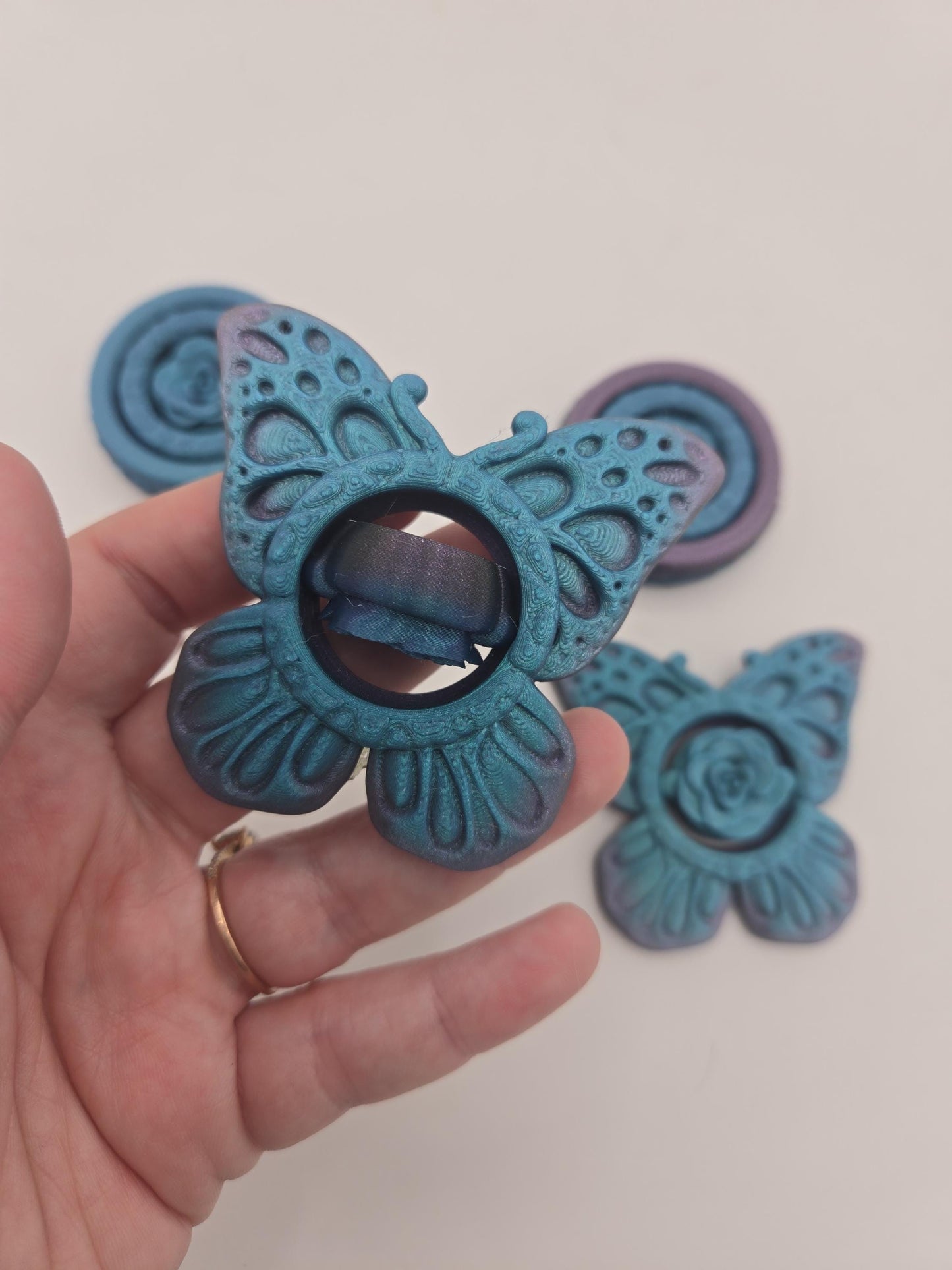 Spring Flower Circle or Butterfly Fidget Spinner 3D Print