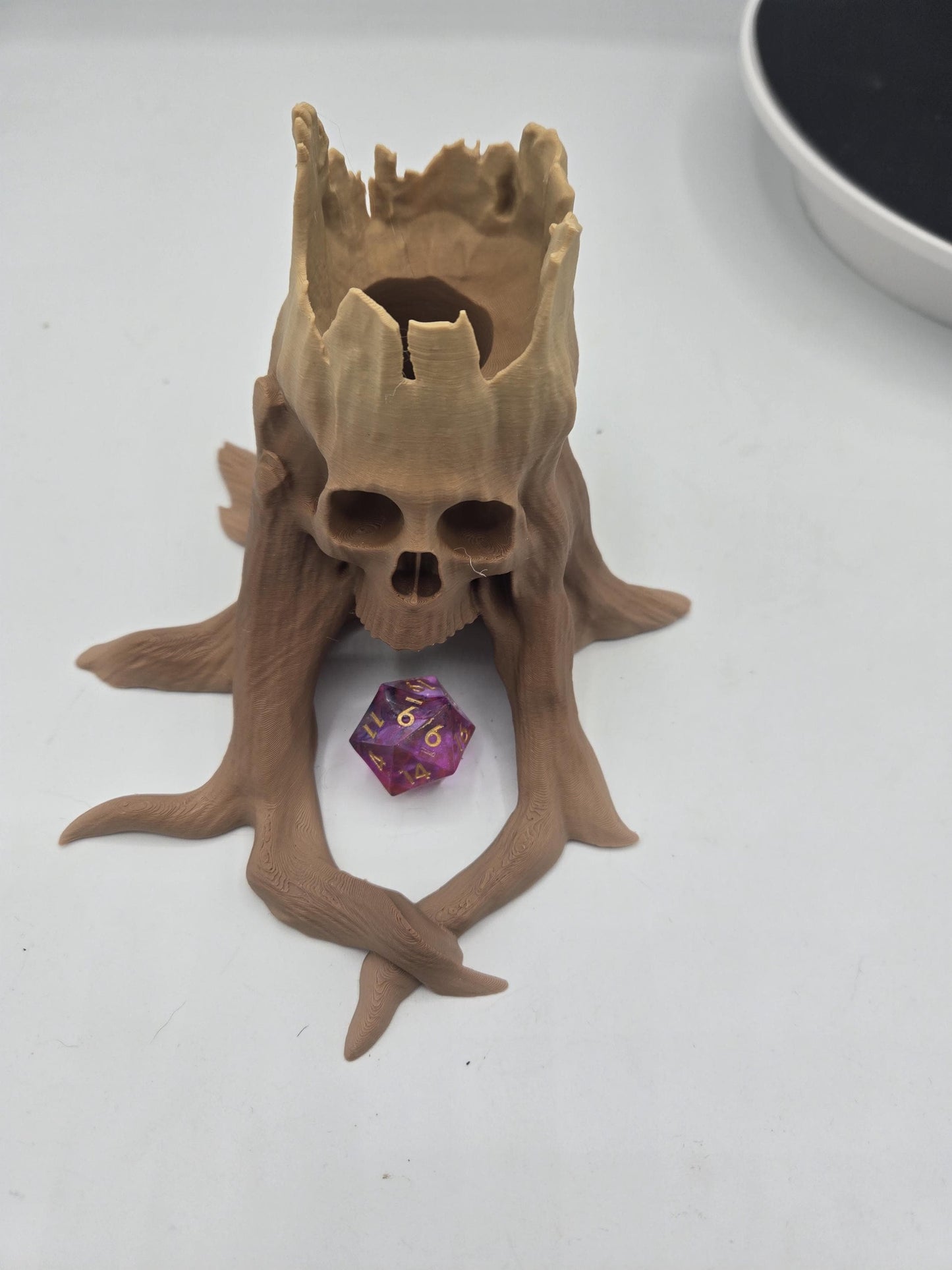 Skull Tree Trunk Gothic Style Single D20 Dice Tower 3D Print