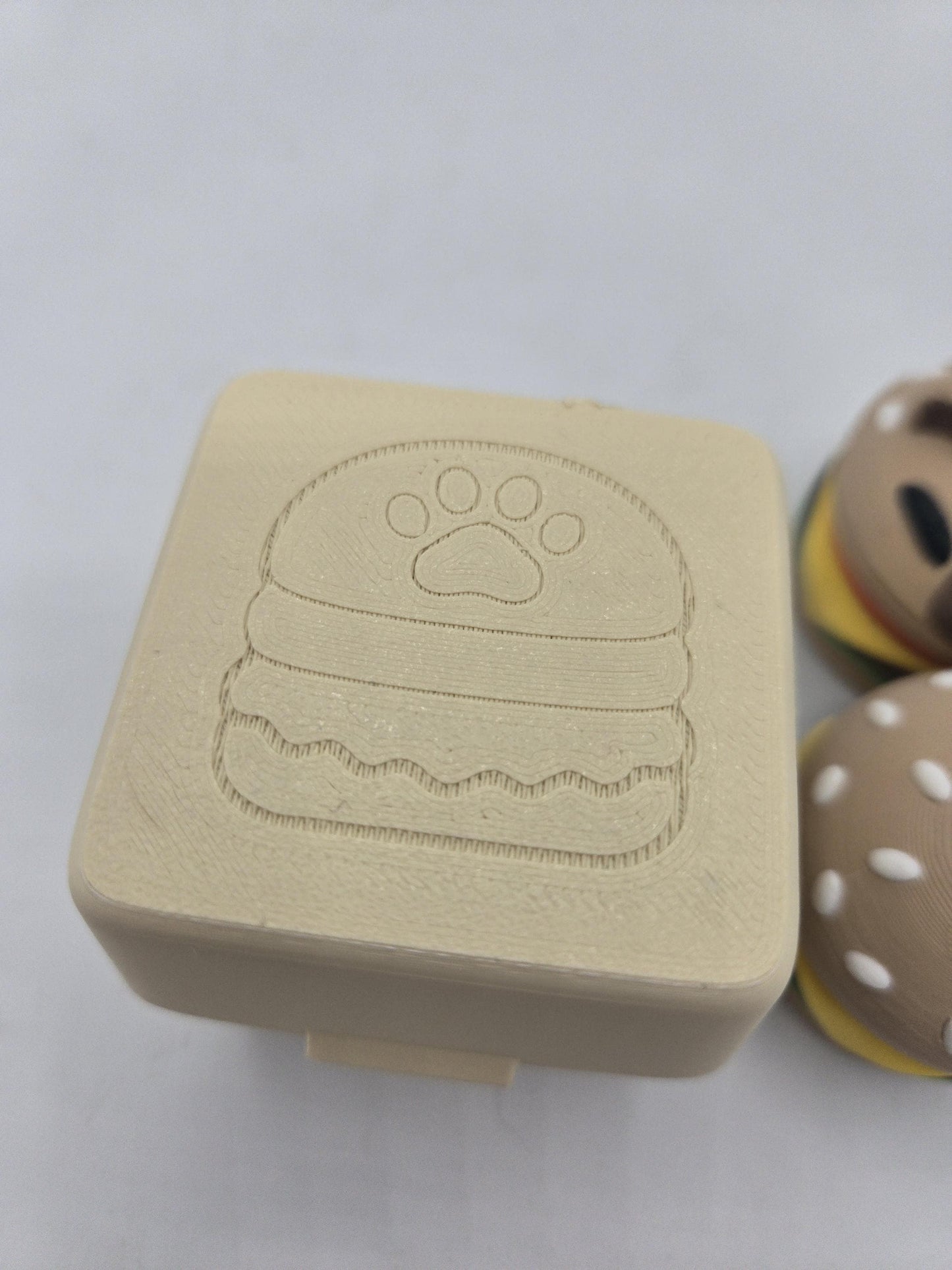Kawaii Animal Burger Mechanical Key Fidget Clicker with Optional Burger Box 3D Print