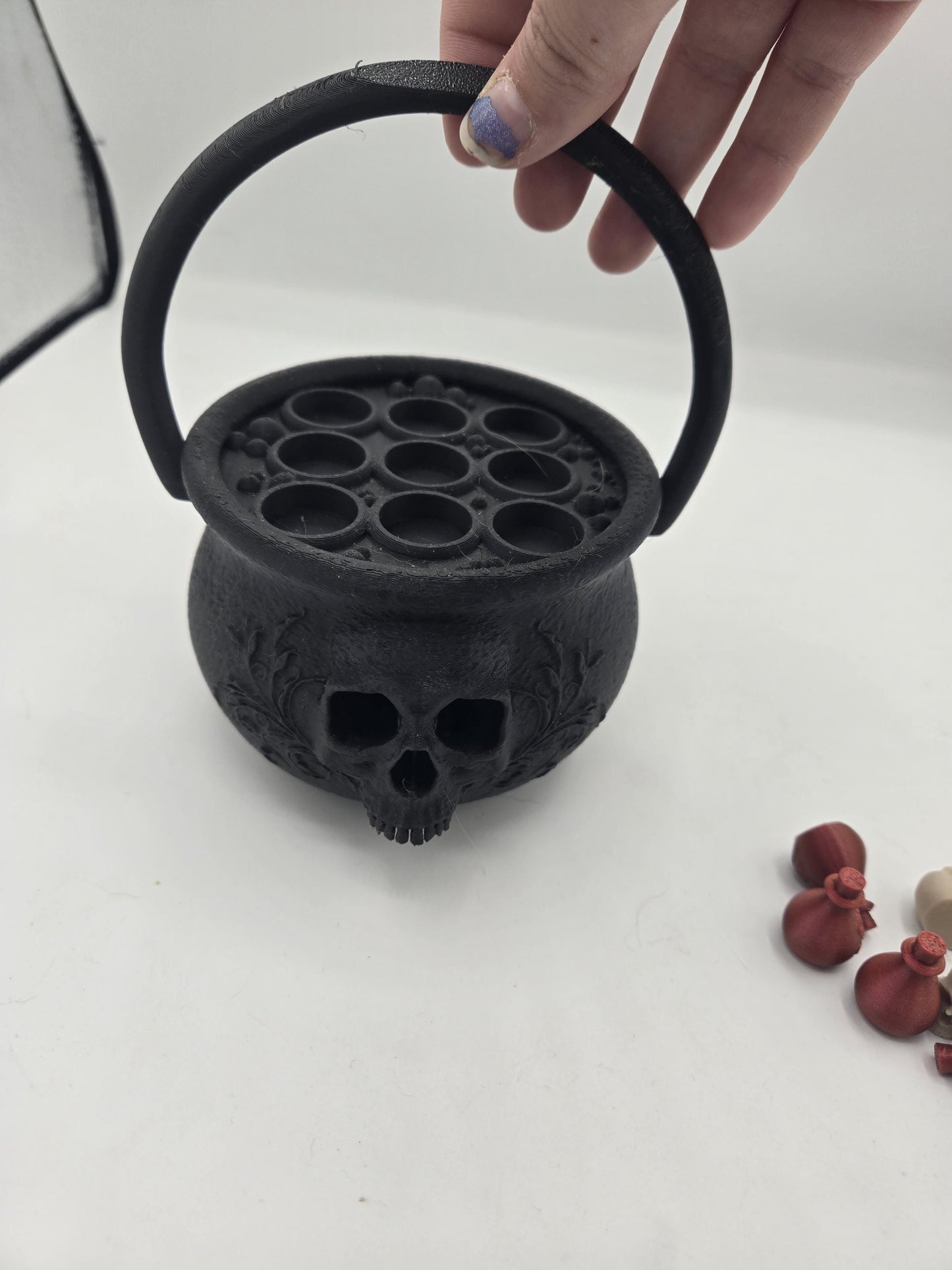 Witches Cauldron Tic-Tac-Toe Game with Skull & Potion Game Pieces 3D Print